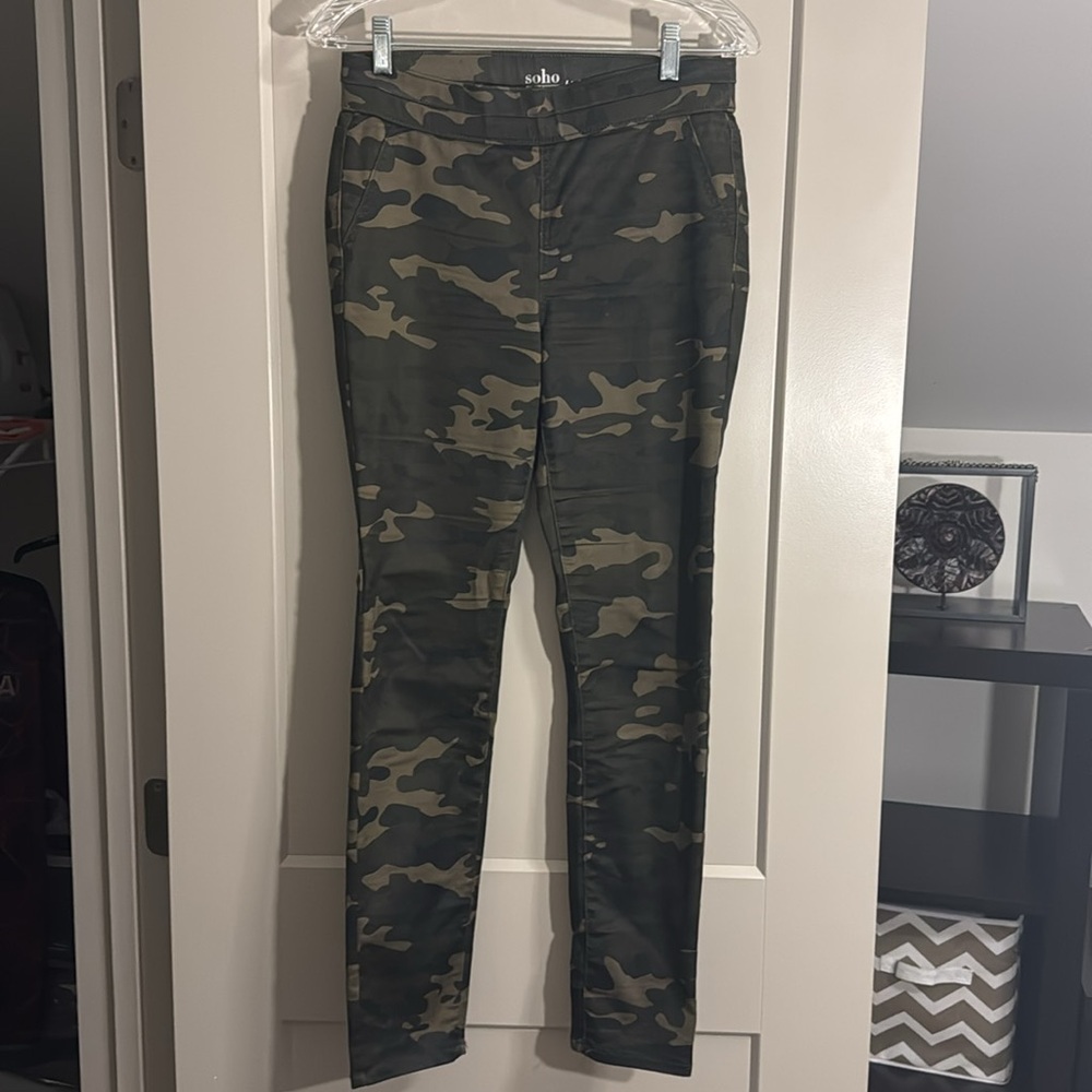 Soho Jeans New York & Co Pull-on Legging Pants - Army Fatigue